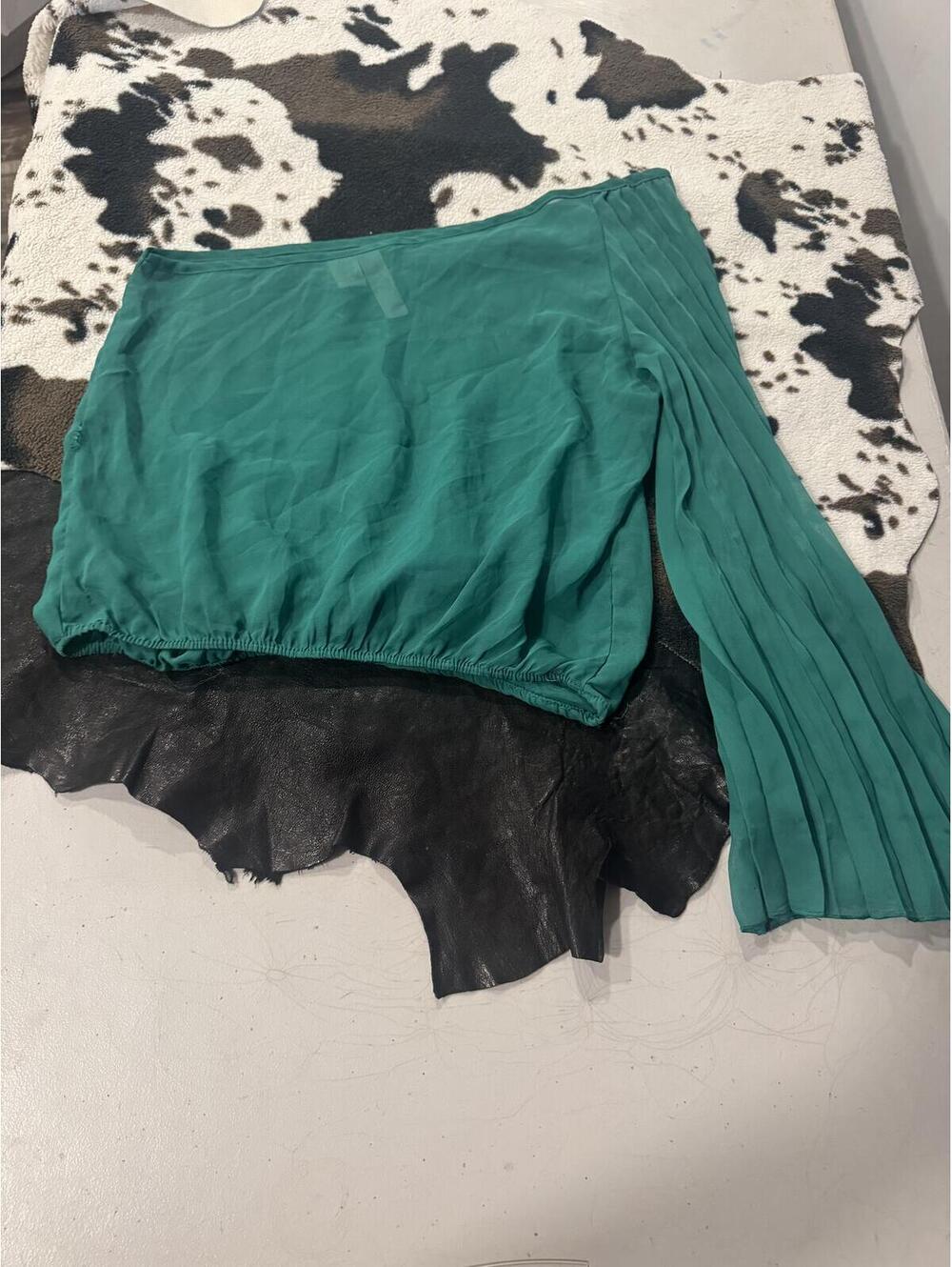 Mimi Chica One-Shoulder Blouse, Size M, Green